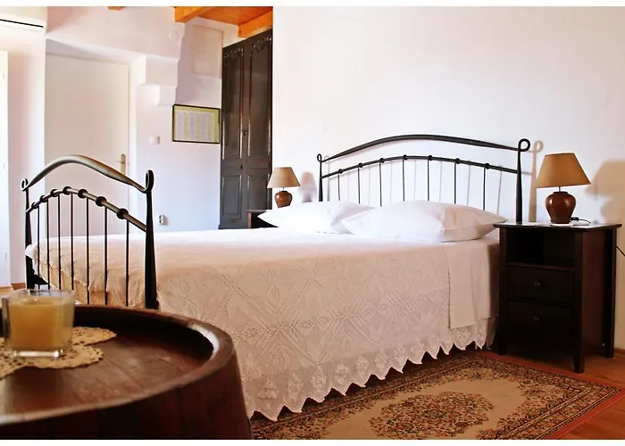 Konukevi Tragurion Trogir