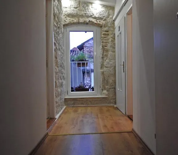 Tragurion Τρογκίρ